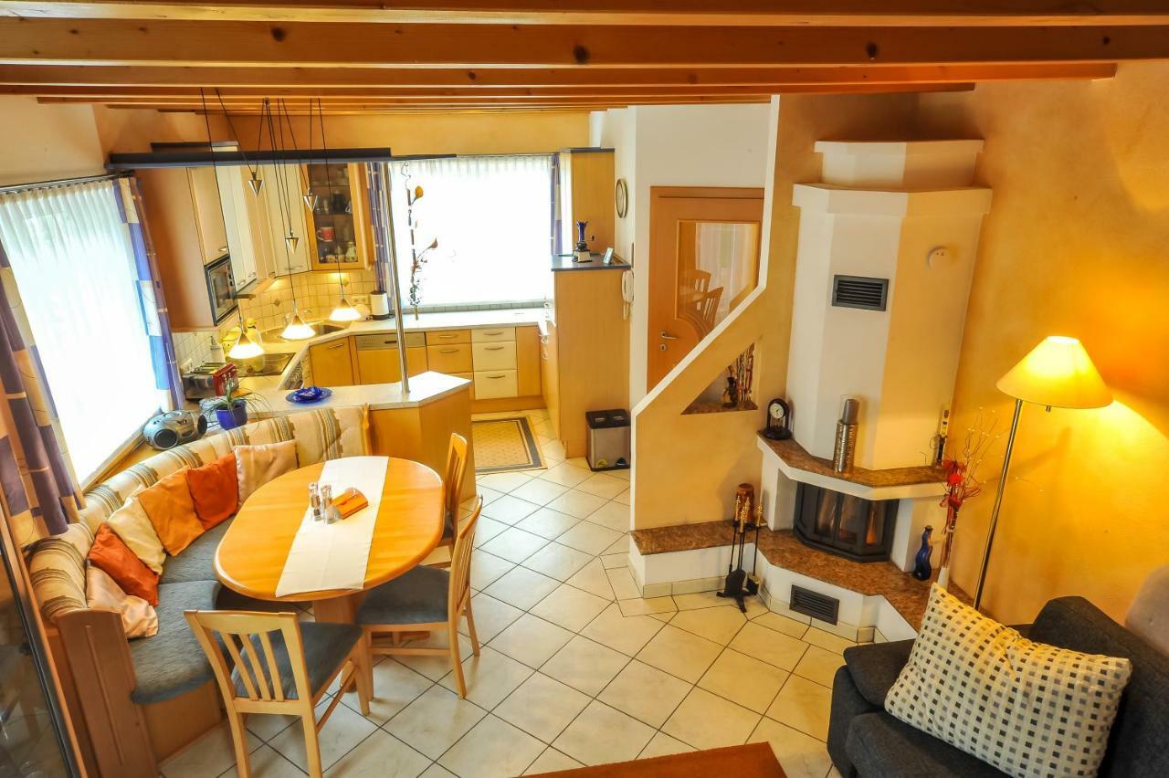 Ferienwohnung Regina Sankt Peter-Freienstein Extérieur photo
